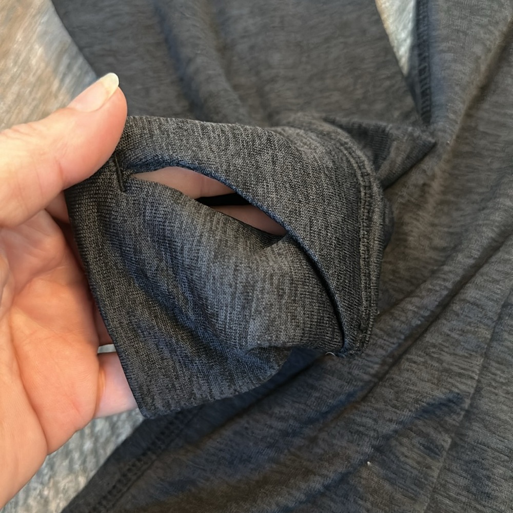 AVIA pullover - Picture 3 of 7